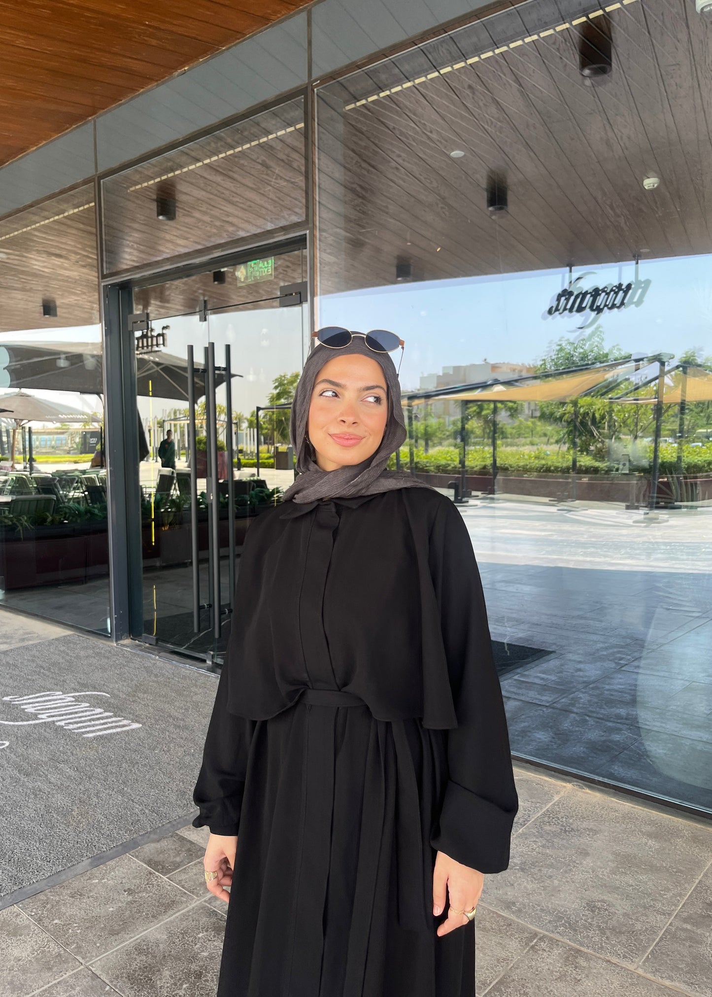 Cape-Overlay Abaya